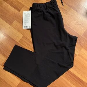 On the fly 7/8 pant NWT Luxtreme
